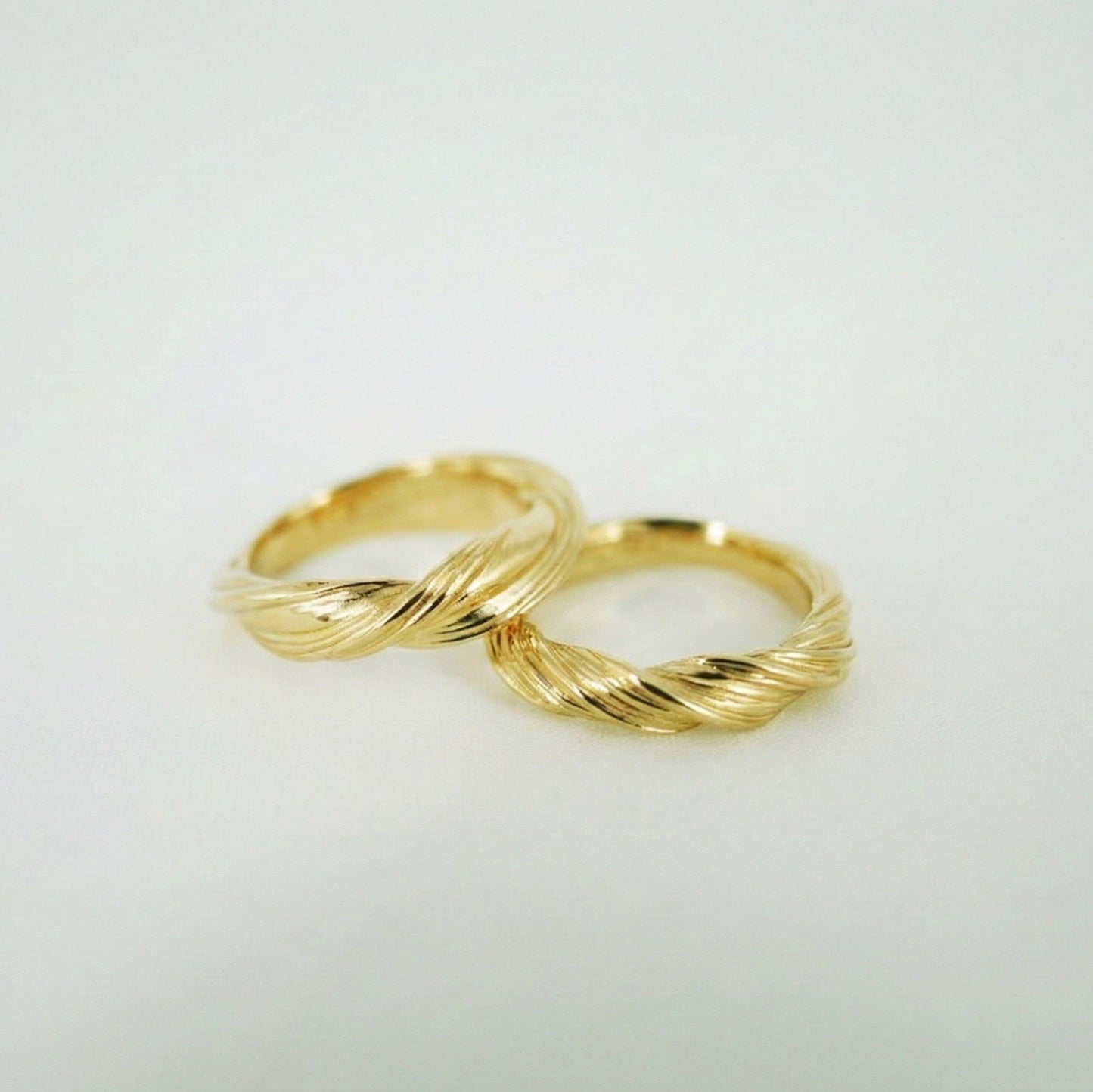 Ocean Curl Ring - Gold Plated
