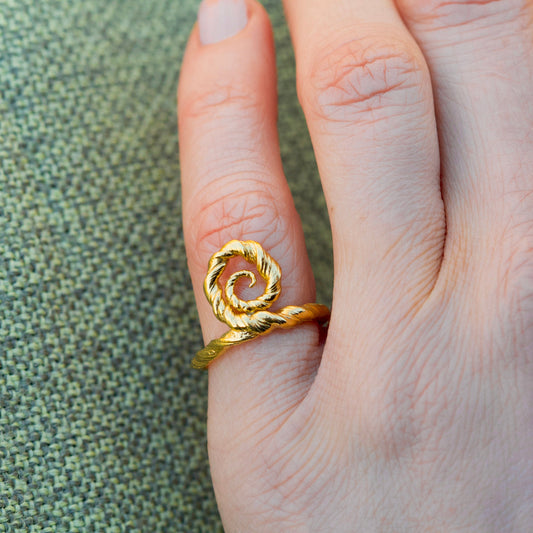 Root Spiral Right Ring 