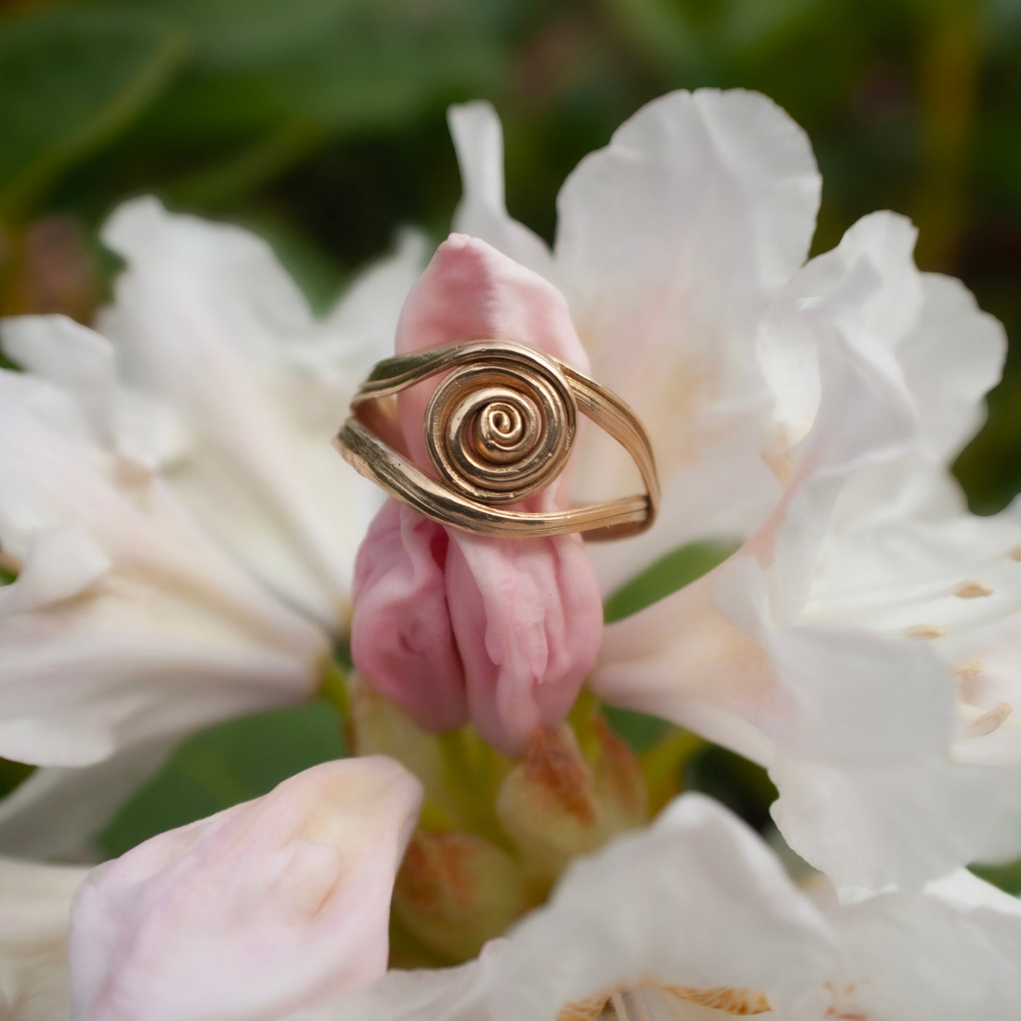 Horus Unique Gold Ring (Size 57)