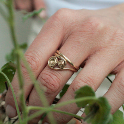 Hathor Gold Ring (Size 56)