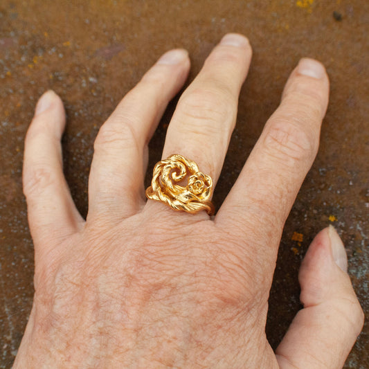 Golden Root Embrace Ring (Size 55)