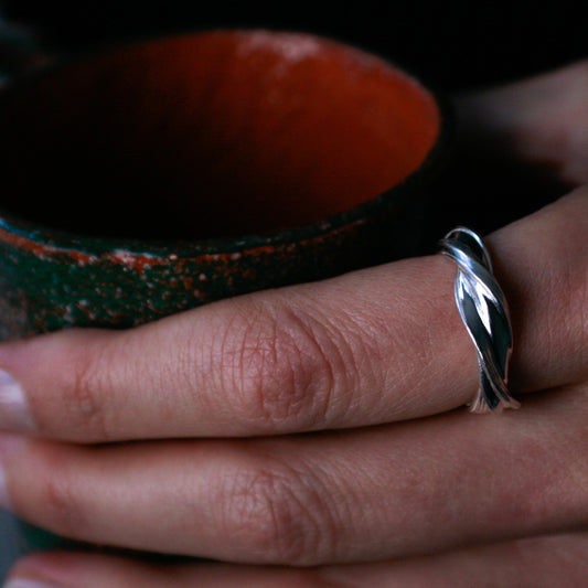 Ocean Curl Ring - Sterling Silver